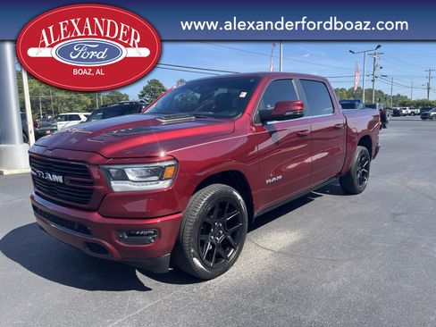 Used 2023 RAM 1500 Laramie AWD/4WD image 1