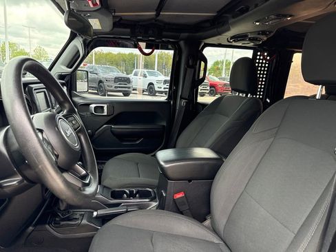 Used 2018 Jeep Wrangler Unlimited Sport AWD/4WD image 49