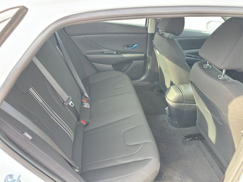 New 2025 Hyundai Elantra Blue image 28