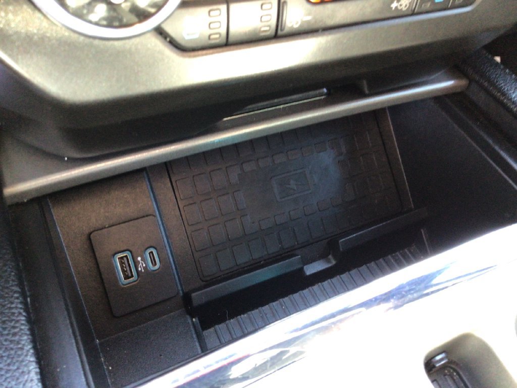 Used 2020 Ford Expedition XLT w/ Equipment Group 202A AWD/4WD image 33