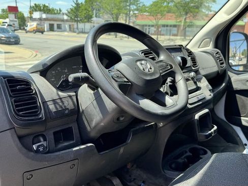 Used 2023 RAM ProMaster 2500 FWD image 14