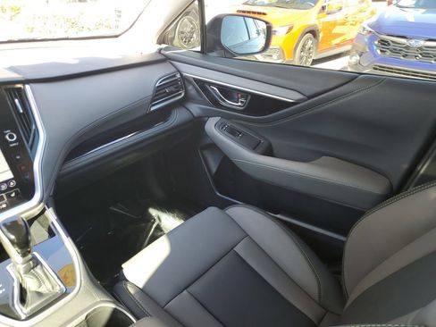 Used 2023 Subaru Outback Onyx Edition image 18