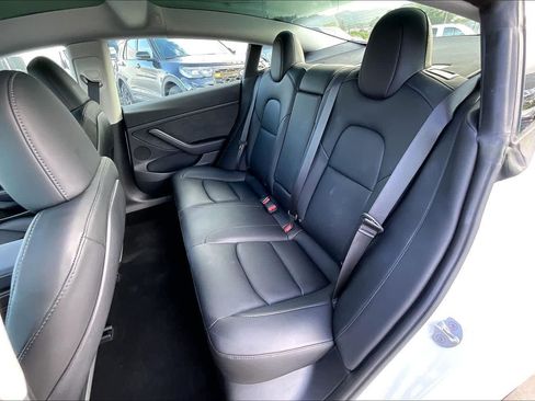 Used 2023 Tesla Model 3 Standard Range RWD image 29