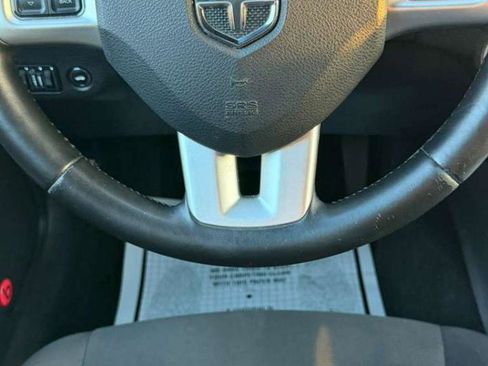 Used 2014 Dodge Charger SXT image 28