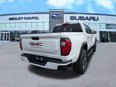 Used 2024 GMC Canyon Denali image 5