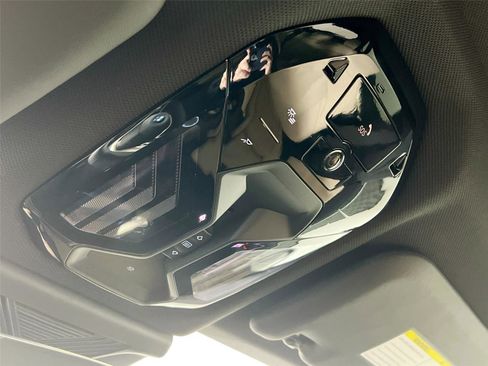 Certified 2025 BMW X3 xDrive30i w/ Premium Package image 13