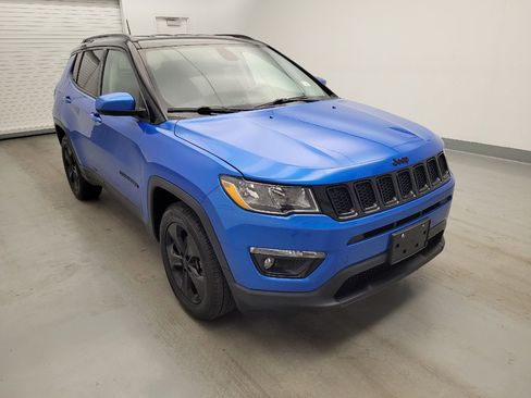 Used 2018 Jeep Compass Latitude AWD/4WD image 13