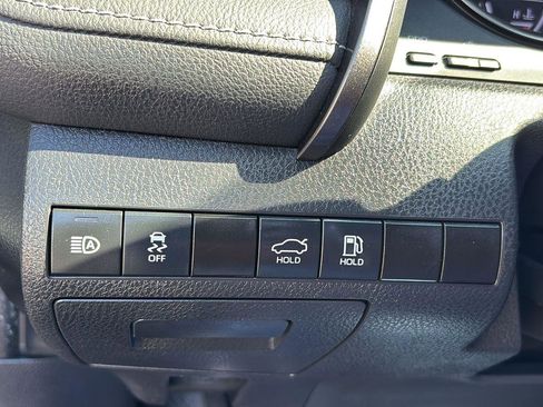 Used 2021 Toyota Camry SE image 22