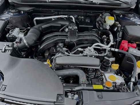 Used 2025 Subaru Outback Premium image 39