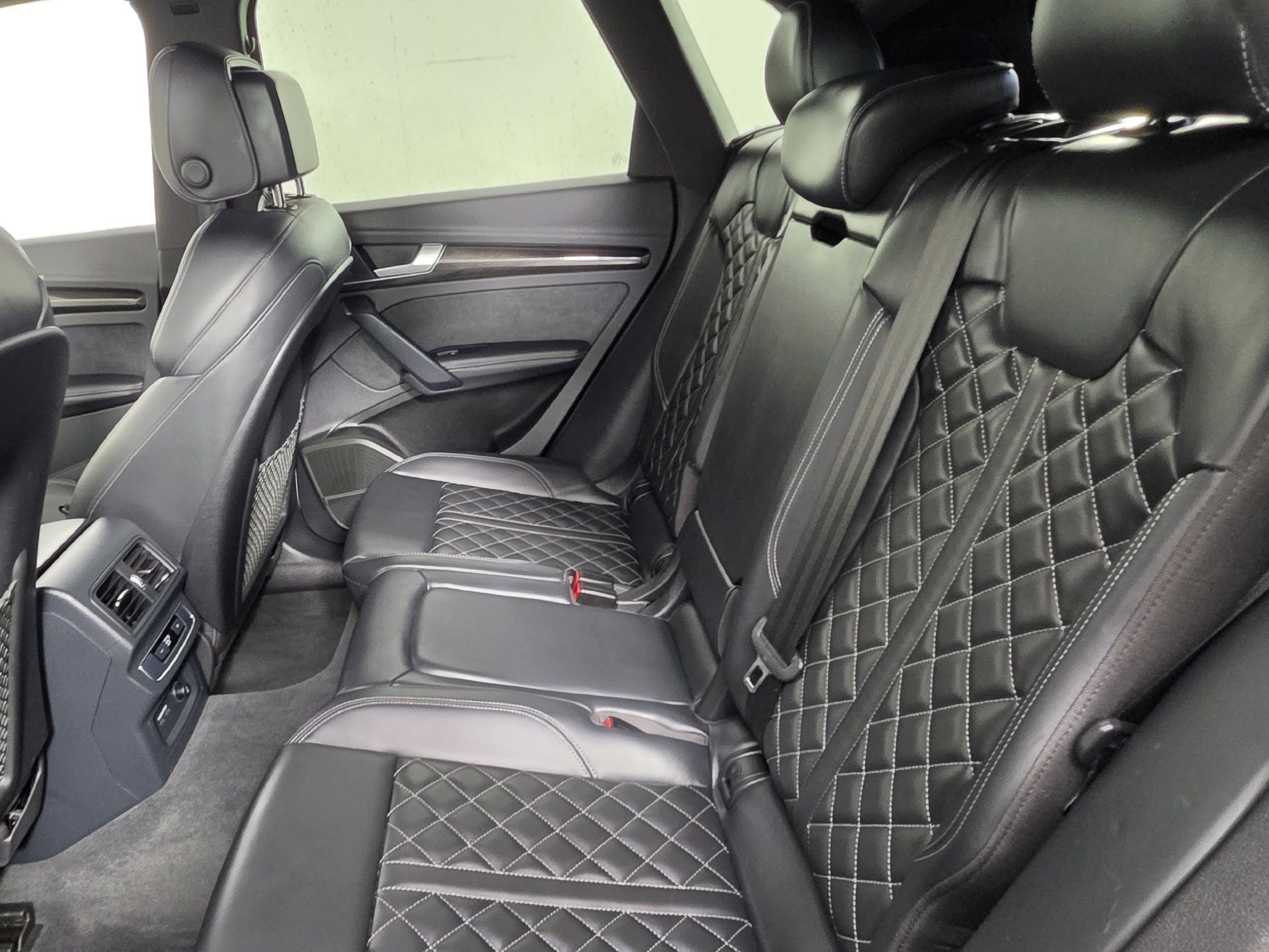 Used 2024 Audi SQ5 Premium Plus AWD/4WD image 28
