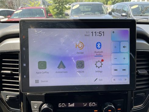Used 2017 Nissan Titan Platinum Reserve AWD/4WD image 21