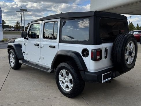Used 2022 Jeep Wrangler Unlimited Sport image 5
