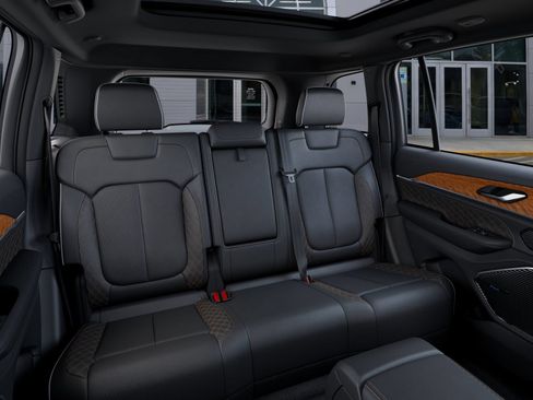 New 2026 Jeep Grand Cherokee Summit w/ Obsidian Package AWD/4WD image 15