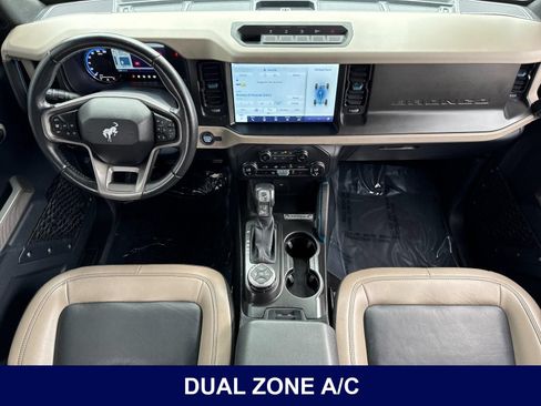 Used 2023 Ford Bronco Wildtrak AWD/4WD image 17