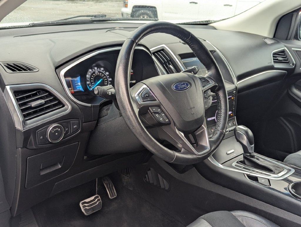 Used 2015 Ford Edge Sport w/ Equipment Group 401A AWD/4WD image 9