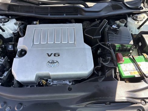 Used 2010 Toyota Avalon XLS image 31