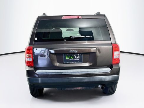 Used 2014 Jeep Patriot Sport w/ Power Value Group FWD image 7
