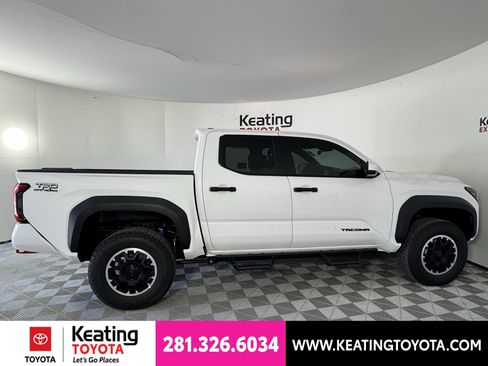 New 2026 Toyota Tacoma TRD Off-Road AWD/4WD image 4