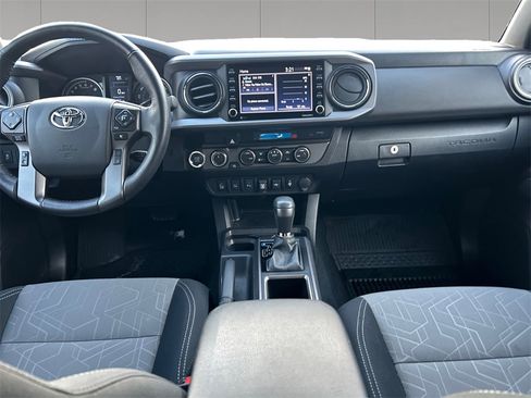 Used 2023 Toyota Tacoma TRD Sport w/ Technology Package image 12