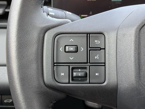 Used 2026 Toyota RAV4 XLE Premium AWD/4WD image 21