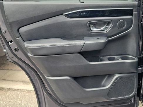Certified 2025 Honda Pilot EX-L image 22