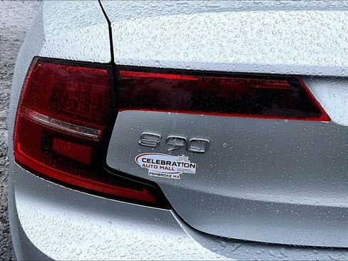Used 2018 Volvo S90 T5 Momentum w/ Momentum Plus Package image 28