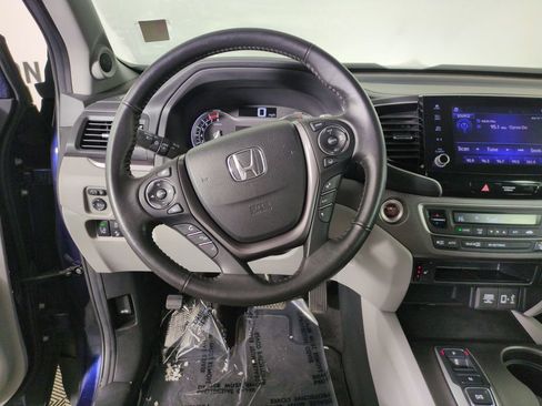 Certified 2023 Honda Ridgeline RTL image 17