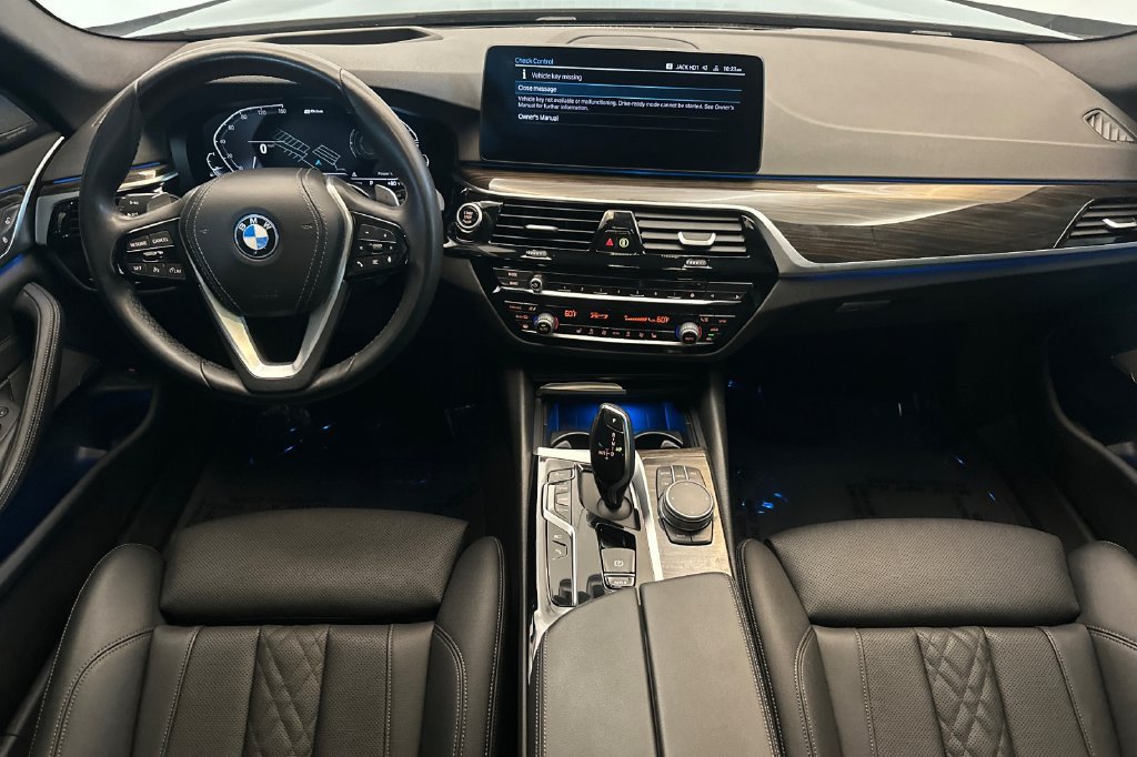 Used 2023 BMW 530e w/ Executive Package RWD image 13