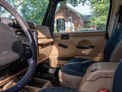 Used 2002 Jeep Wrangler Sahara AWD/4WD image 42