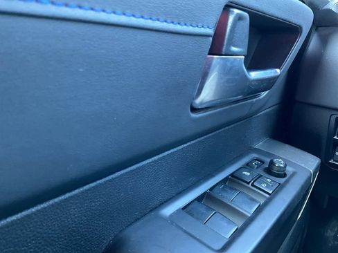 Used 2023 Toyota Tundra Platinum w/ Advanced Package image 24