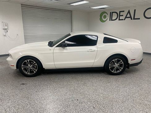 Used 2011 Ford Mustang Coupe w/ 101A Rapid Spec Order Code image 8