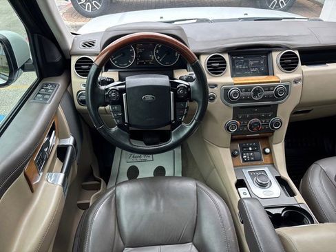 Used 2016 Land Rover LR4 HSE LUX AWD/4WD image 41