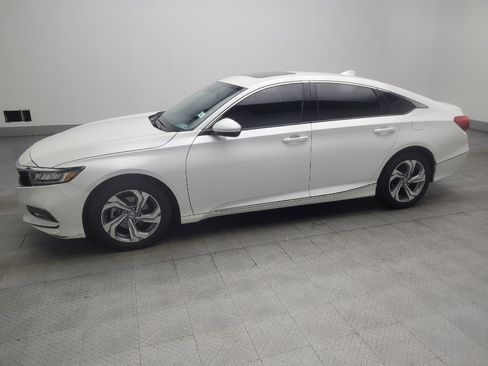 Used 2020 Honda Accord EX image 2