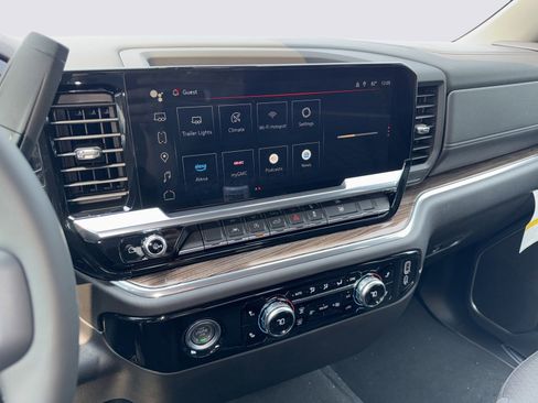 New 2024 GMC Sierra 1500 Elevation image 21