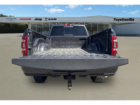Used 2024 RAM 2500 Laramie AWD/4WD image 40