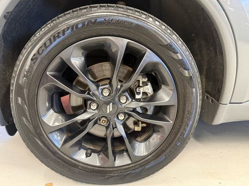 Used 2023 Dodge Durango GT AWD/4WD image 21