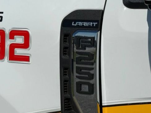 Used 2024 Ford F250 Lariat w/ Lariat Ultimate Package AWD/4WD image 8
