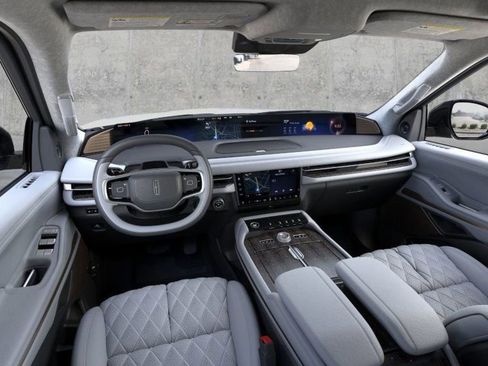 New 2026 Lincoln Navigator L Black Label AWD/4WD image 9