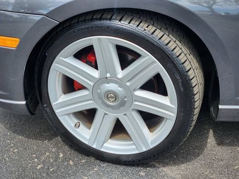 Used 2005 Chrysler Crossfire Limited RWD image 10