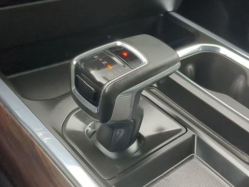 Used 2023 GMC Sierra 1500 SLT w/ SLT Premium Package AWD/4WD image 13