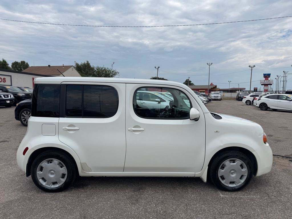 Used 2012 Nissan Cube 1.8 S w/ Interior Designer Pkg FWD image 4