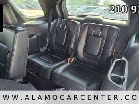 Used 2016 Ford Explorer XLT w/ Equipment Group 202A FWD image 32