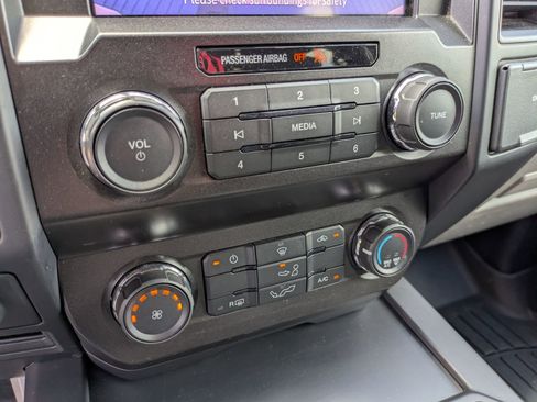 Used 2020 Ford F150 XL w/ Equipment Group 101A Mid AWD/4WD image 25