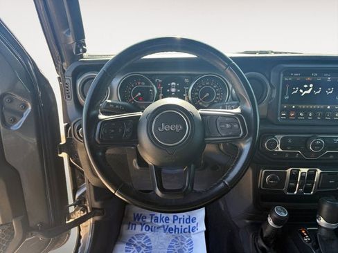 Used 2021 Jeep Gladiator Sport AWD/4WD image 12