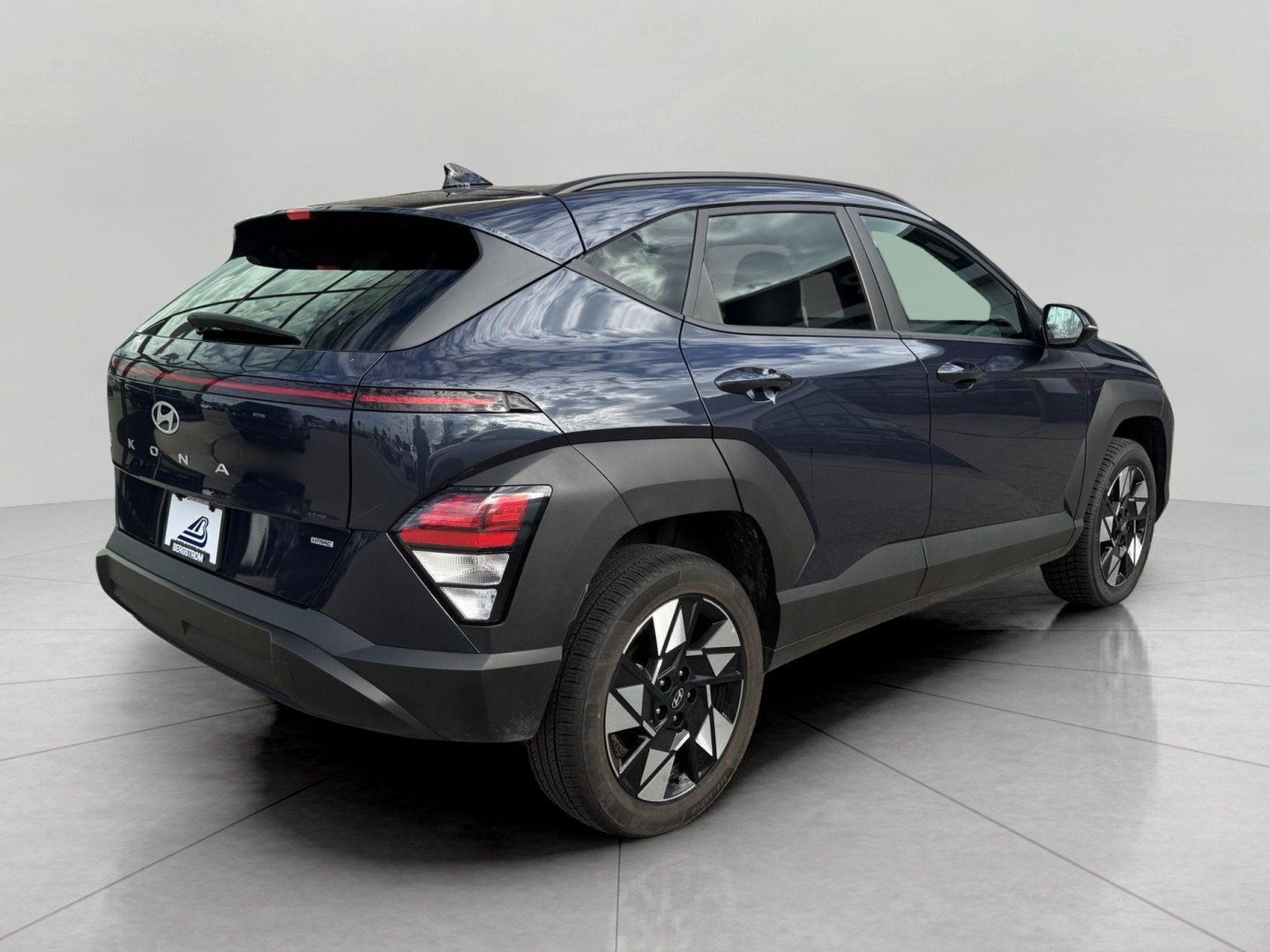 Used 2025 Hyundai Kona SEL AWD/4WD image 13