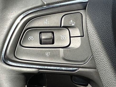 Used 2023 Buick Encore GX Select image 20