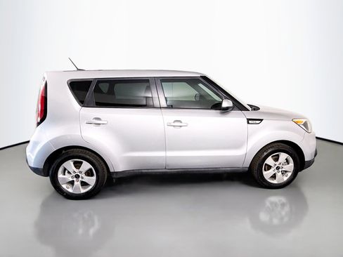 Used 2019 Kia Soul Base image 11