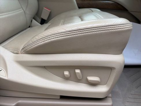 Used 2019 GMC Yukon Denali w/ Denali Ultimate Package image 23