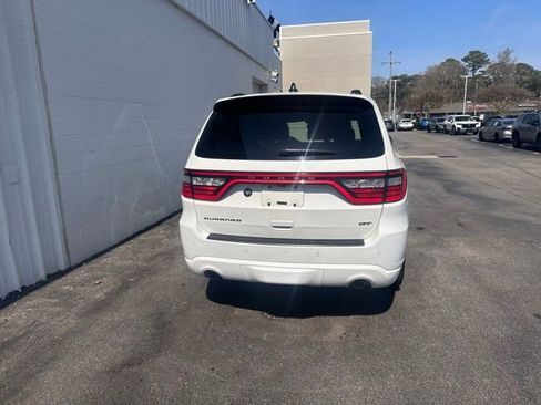 Used 2024 Dodge Durango GT image 3