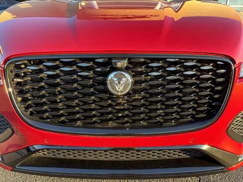 Certified 2026 Jaguar F-PACE R-Dynamic S image 10